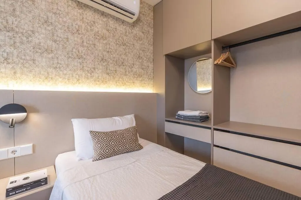 Ar6 Pablo Picasso 4 Bedroom Apartment Estepona 0*,